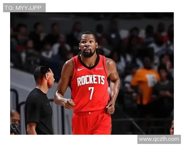 火箭连败问题找到了！数据不会说谎，矛头指向1人，杜兰特场上急得直接冲他喊
